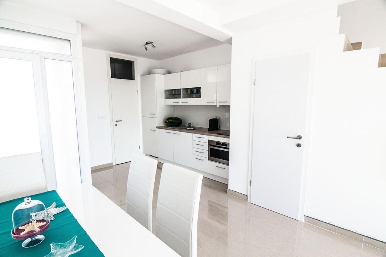 Apartments Atrium Blue Razanac Ngoại thất bức ảnh
