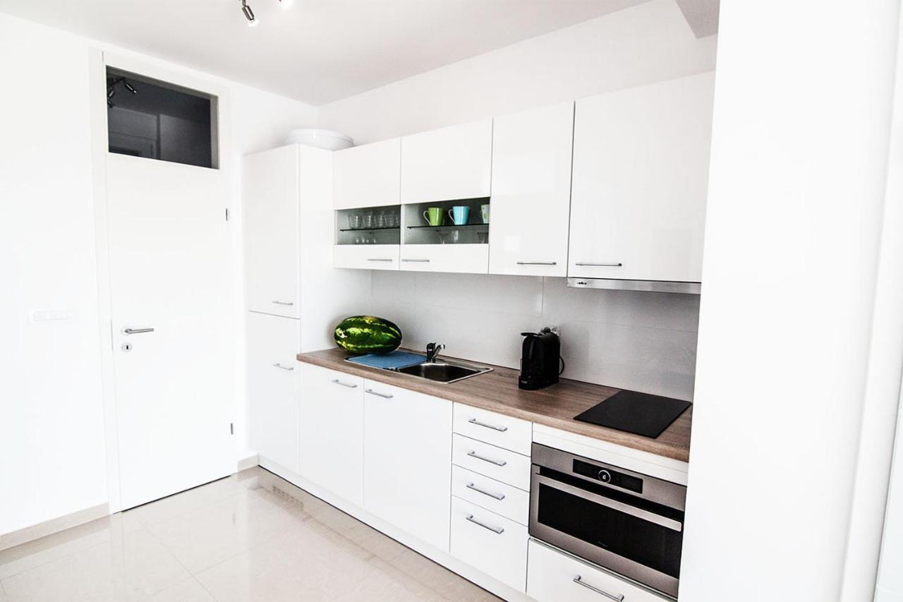 Apartments Atrium Blue Razanac Ngoại thất bức ảnh